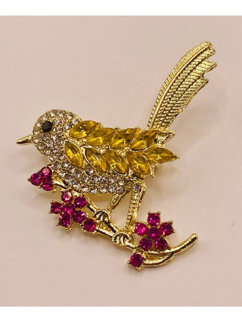 New Gold-Tone Bird Brooch Pin Yellow & Pink Rhinestones -44B